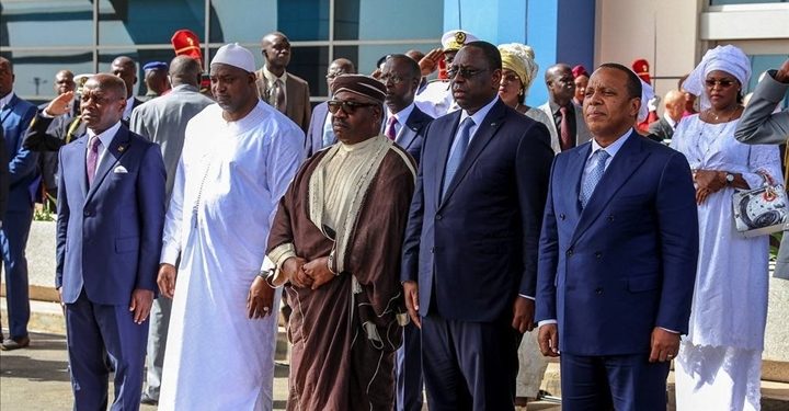 Inauguration de l&rsquo;aéroport de Dakar : Ali Bongo Ondimba aux côtés de Macky Sall