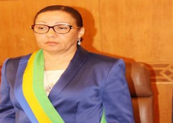 GABON : LUCIE MILEBOU TACLE LA GESTION DE ISSOZE NGONDET