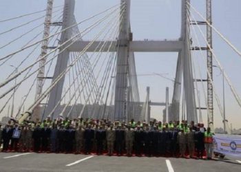 Egypte pont sur le Nil