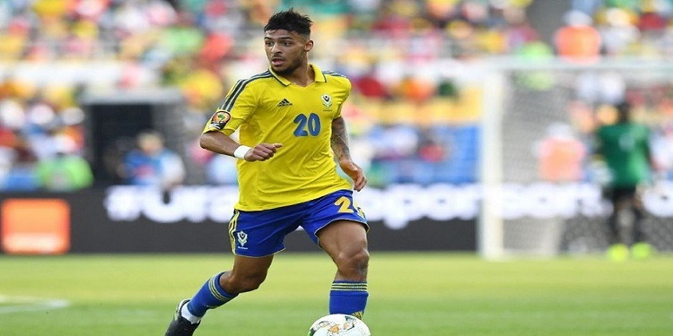Denis Bouanga courtisé