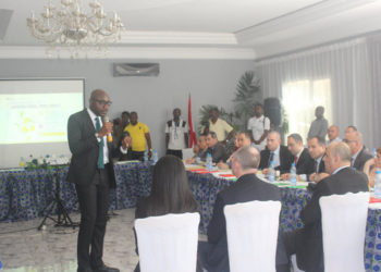 hommes d’affaires