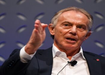 Pour Tony Blair : ‘’L’Afrique doit en finir avec l’assistance’’