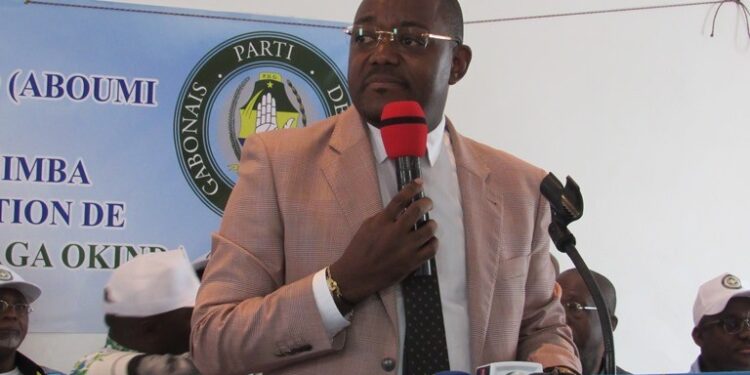 Serge Williams Akassaga Okinda prend les rênes de la cité capitale