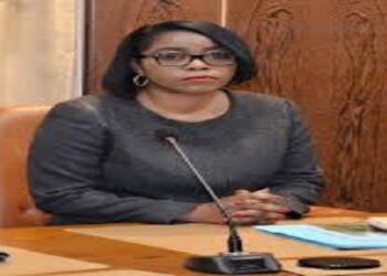 Rose Christiane Ossouka Raponda annonce sa  feuille de route