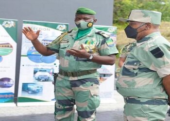 Covid- 19 : Ali Bongo salue le dévouement des forces de défense et de sécurité