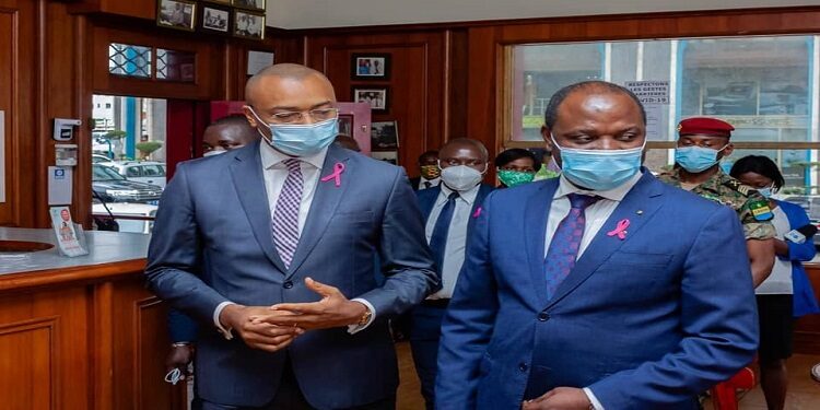 Les ministres du Commerce et de la Santé prennent le pouls sur le terrain