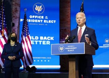 Joe Biden place son staff