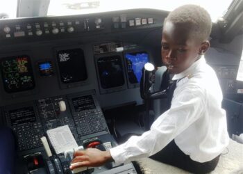 Ouganda : A sept ans Graham Shema fait sensation sur la scène aéronautique