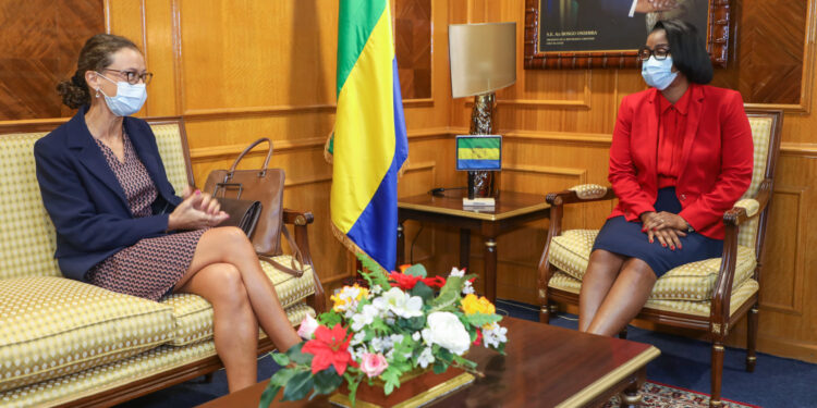 Échanges fructueux entre Rose Christiane Ossouka Raponda et Rosario Bento País sur le dialogue intensifié Gabon – UE
