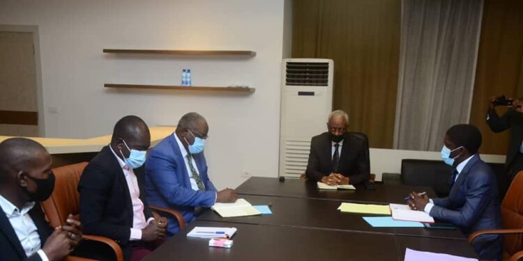 Interdiction de vente friperies :  Les discussions se tiennent