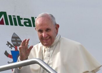 Le pape François effectue une première visite historique en Irak