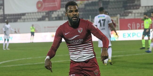 Mercato : Fenerbahçé et Galatasaray qui pour s’offrire AARON Bupendza?