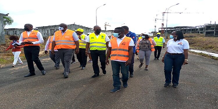 A Nkok, La Sni et la SEEG fourniront l’eau et l’électricité à 257 habitations