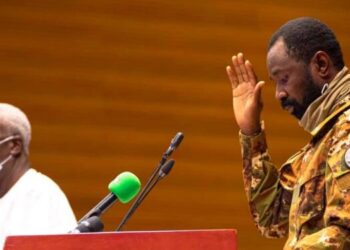 Le colonel Assimi Goïta   investi nouveau président du Mali