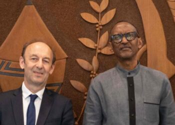 Grand Seigneur Kagame accepte un ambassadeur de France au Rwanda