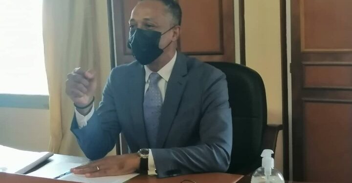 Le ministre Franck Nguema rencontre les associations des footballeurs gabonais