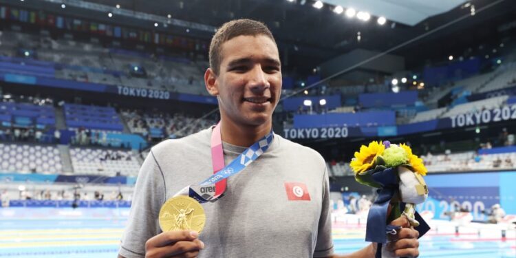 JO/ Natation: L’Afrique brille en Or avec le tunisien Ahmed Hafnaoui