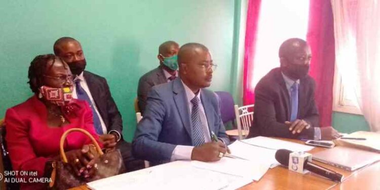 Le syndicat des agents municipaux de Libreville hausse le ton