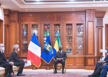 Au cours d&rsquo;une audience avec trois nouveaux ambassadeurs, Ali Bongo Ondimba met l&rsquo;accent sur le respect mutuel
