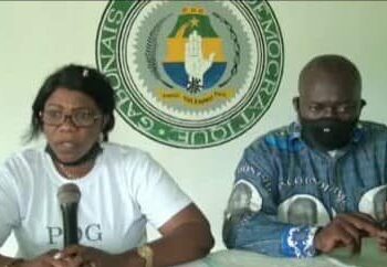 Week-end Politique à Boumango : Signatures des fiches d&rsquo;adhésions par les Camarades démissionnaires de Gabon-Avenir et du CLR.