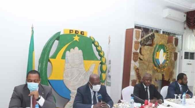 Le PDG s’entretient avec le 4e pouvoir autour d’un déjeuner de presse