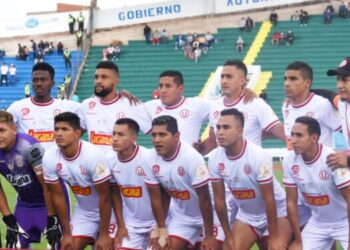 Copa Simon Bolivar : Le gabonais Ndoutoumou Koné Roy propulse le FC Univesitario de vinto en D1 en Bolivie