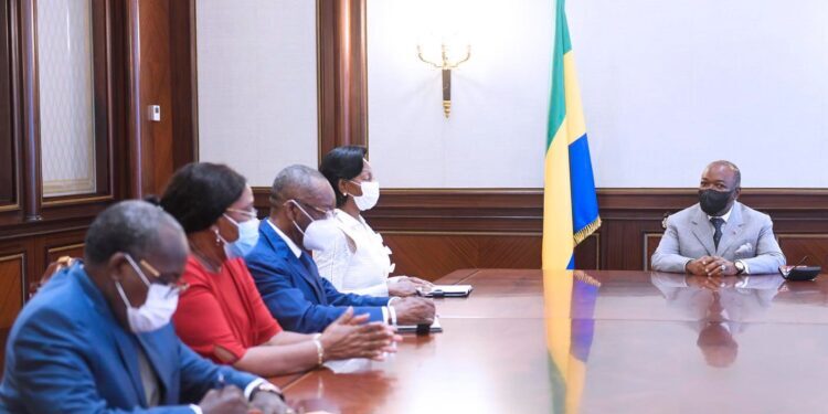Ali Bongo Ondimba s’entretient avec la Présidente de la Cour constitutionnelle