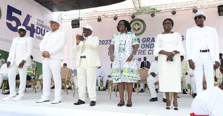 Enthousiasme et communion militante