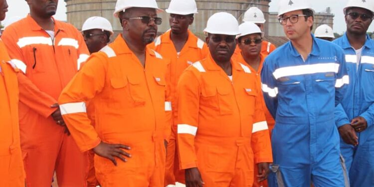 Le ministre d’Etat Bilie-By-Nze et le ministre Massassa en visite d’inspection au Cap Lopez