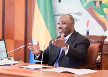 Ali Bongo Ondimba préside un  conseil des ministres ce jour￼