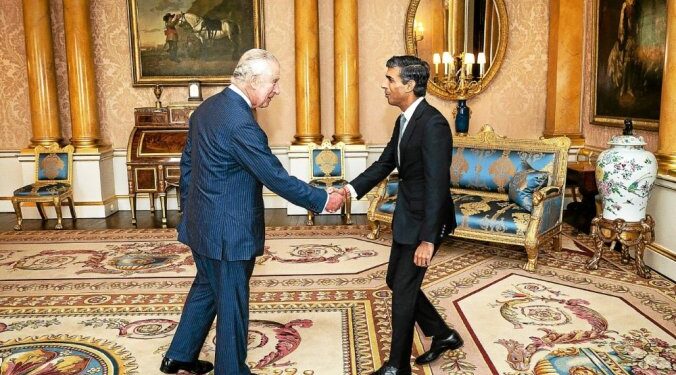 Rishi Sunak devient officiellement Premier ministre