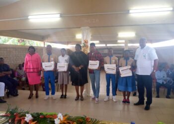 Lambaréné: Goulengou M. Délysia Eden  meilleure élève place la barre à 18,75