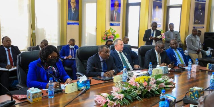 Vincent de Paul Massassa avec célérité sur les solutions de distribution des hydrocarbures et du gaz.