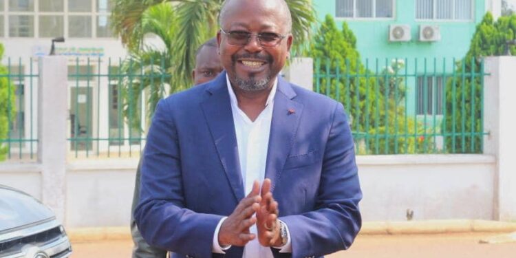 Le Premier Ministre Alain Claude Bilie By Nze dans le Haut-Ogooué et l’Ogooué Lolo