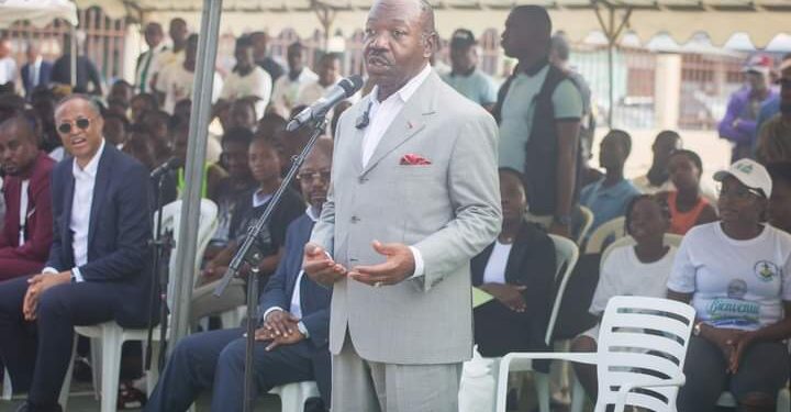 Ali Bongo Ondimba en visite dans le grand Libreville
