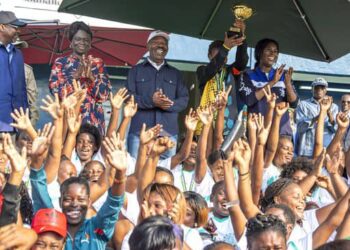 Hier, Ali Bongo Ondimba célébrait en différé la cérémonie jumelée des fêtes des mères et des pères au stade du prytanée militaire