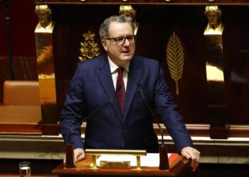 Richard Ferrand souhaite un toilettage de la Constitution française pour un 3e mandat d’Emmanuel Macron
