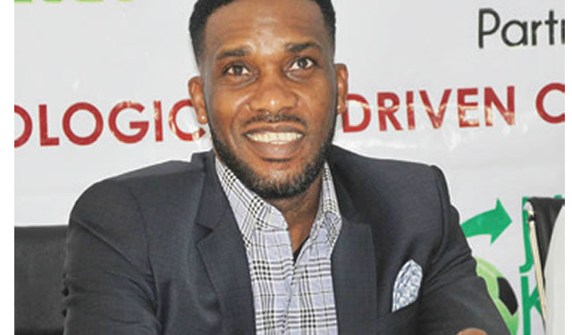Jay Jay Okocha nommé ministre des Sports