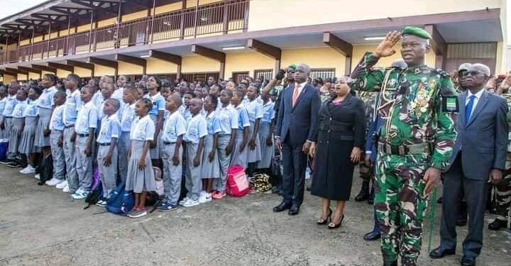 Parodie de l’hymne national au lycée: de la nécessité des sanctions pour faire des exemples