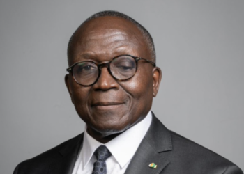 Le Ministre du pétrole Marcel Abéké vante le potentiel pétrolier du Gabon à l&rsquo;Africa Oil Week à Cape Town