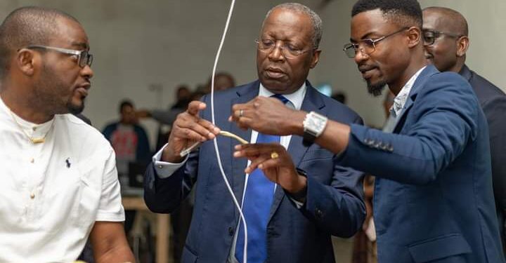 Satisfecit de Charles M&rsquo;BA pour la formation aux TIC des jeunes à Oyem