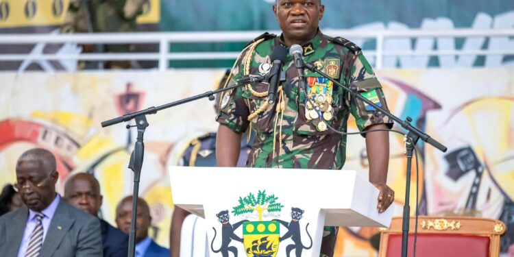 Le Chef de l’État Oligui Nguema, restaure l’honorabilité et rétabli le patriotisme du Docteur Marie Madeleine Mborantsuo.