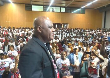 Présidentielle 2025 : Bertrand Zibi Abeghe appelle à la candidature de Brice Clotaire Oligui Nguema