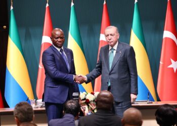 Brice Clotaire Oligui  Nguema et Recep Tayip Erdogan en accord parfait