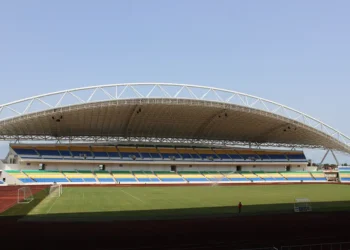 Infrastructure : Un plan de remise à niveau de l’aire de jeu du  Stade de l’Amitié au cœur des échanges