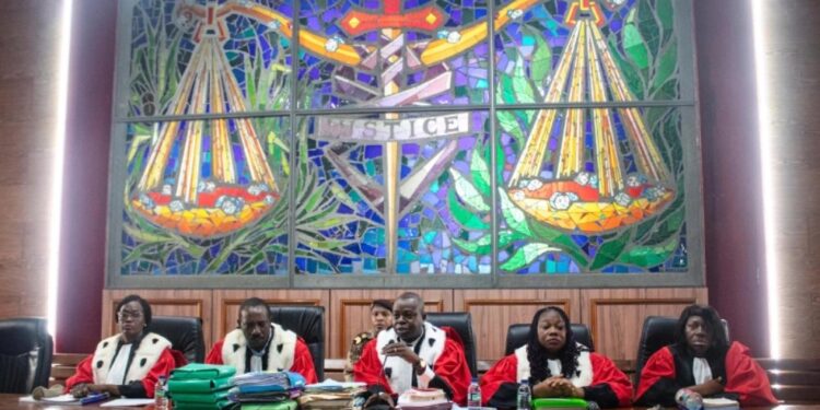 Les peines lourdes pour les figures de la criminalité financière dans le procès historique du Gabon