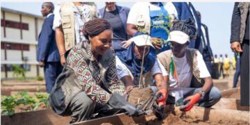 Agriculture et leadership féminin : Zita Oligui Nguema en action dans la sous-région