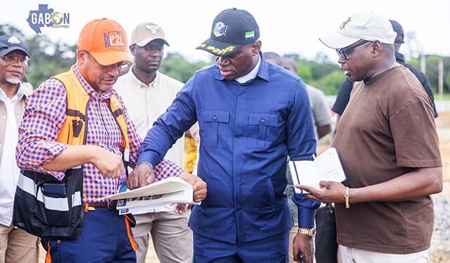 Cocobeach : Oligui Nguema en inspection sur le terrain