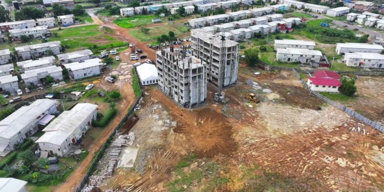 Gabon : Akanda ouvre la voie au programme des 5 000 logements