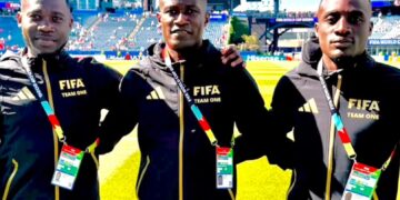Mondial 2026 : un retour en héros pour le trio arbitral gabonais, auteur d&rsquo;un parcours historique